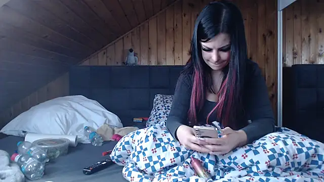 BoeseMoni1998 online show from September 22, 9:04 am