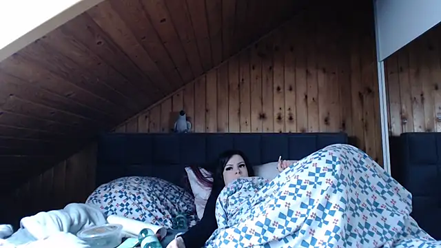 BoeseMoni1998 online show from October 15, 8:11 am