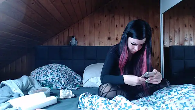 BoeseMoni1998 online show from October 9, 11:11 am