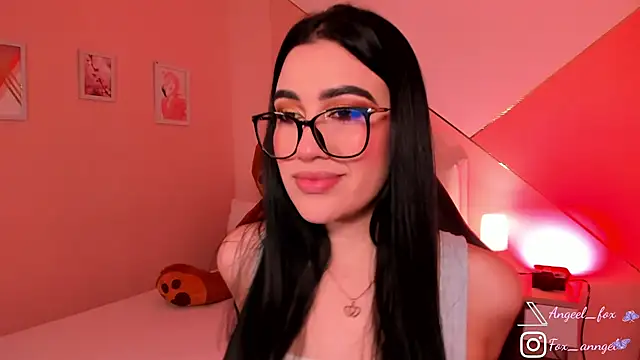 angeel fox online show from December 20, 1:14 pm