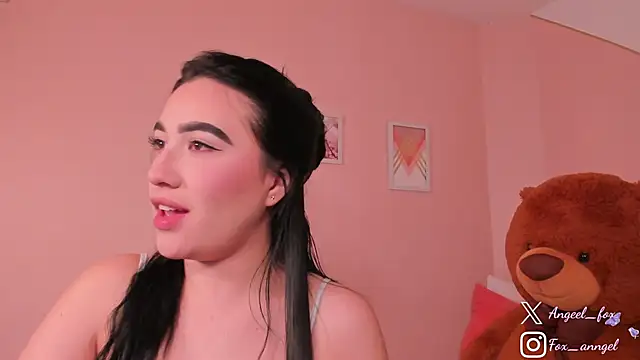 angeel fox online show from September 17, 4:03 am