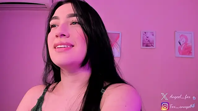 angeel fox online show from April 12, 4:43 pm