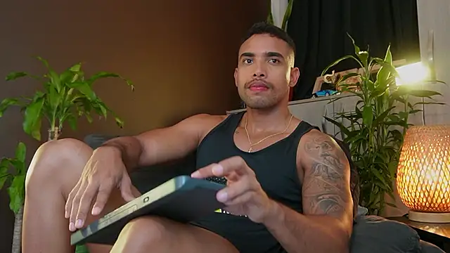 LincomAmith online show from February 18, 3:48 am