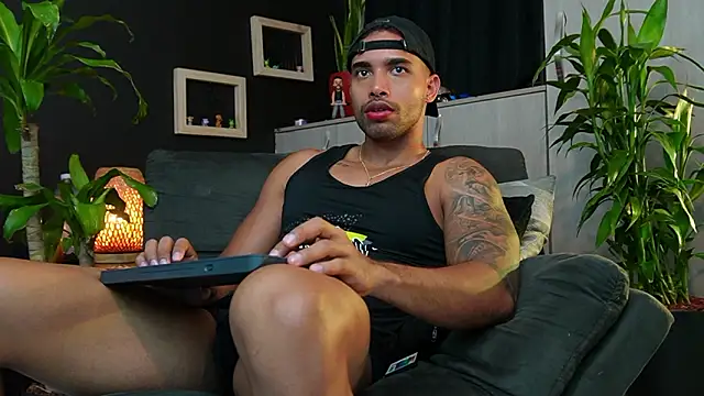 LincomAmith online show from March 13, 4:17 am