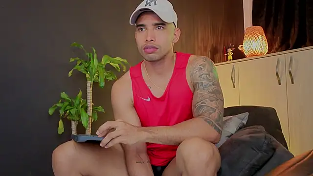 LincomAmith online show from November 7, 10:57 pm