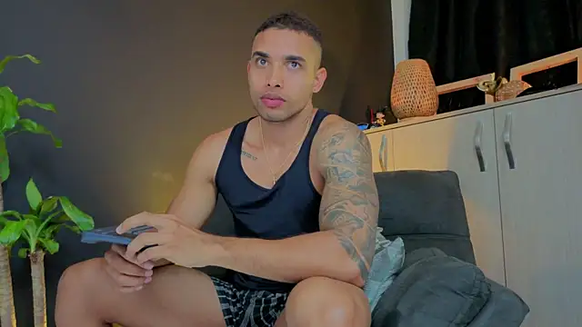 LincomAmith online show from November 29, 3:39 am