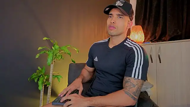 LincomAmith online show from November 7, 1:21 am