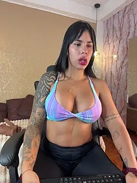 Cleopatra Fit online show from December 17, 9:58 am