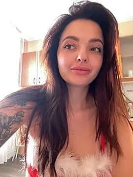 GoodGirll2133 online show from December 25, 4:01 am