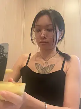 Snapshot of Misa_abg chatting on May 13, 4:25 pm Misa abg online show from May 13, 4:25 pm