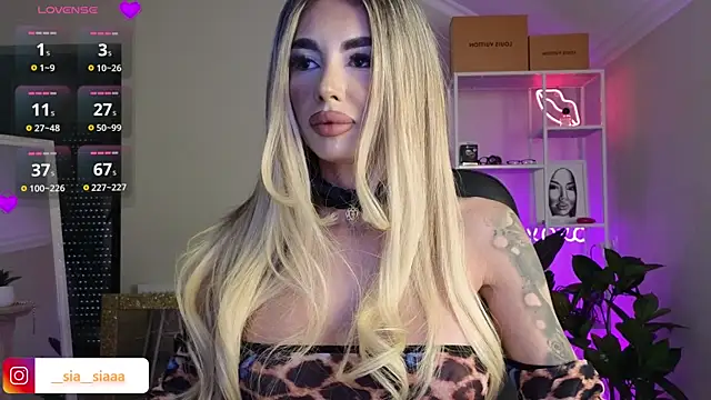 ArianaArianna online show from April 27, 5:00 pm