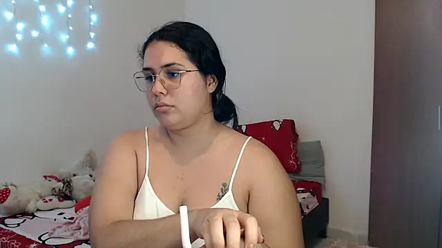 zaritagape21 online show from October 26, 2:01 am