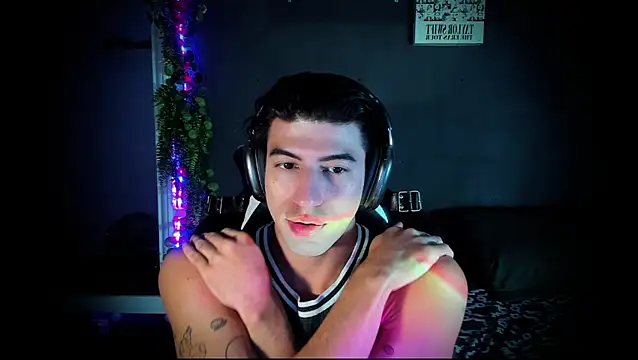 Snapshot of newjeff chatting on September 27, 7:53 pm newjeff online show from September 27, 7:53 pm