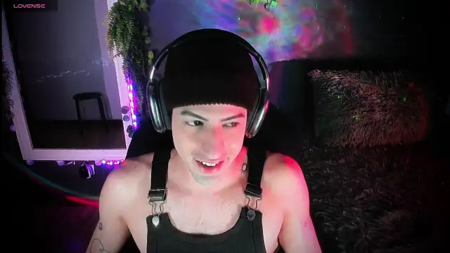 newjeff online show from March 28, 6:53 pm