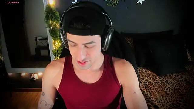 newjeff online show from April 18, 8:53 pm