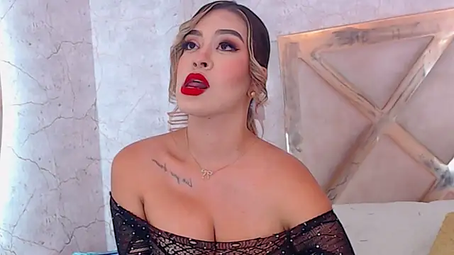 Snapshot of JoannaStanford chatting on December 15, 12:38 am JoannaStanford online show from December 15, 12:38 am