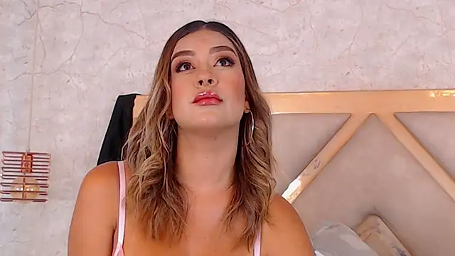 JoannaStanford online show from March 25, 3:11 pm