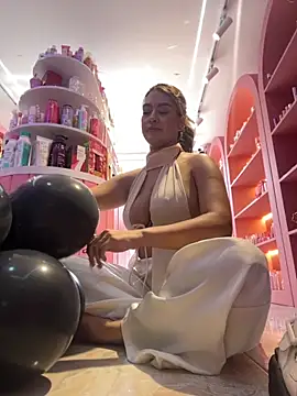 Snapshot of JoannaStanford chatting on November 29, 6:30 pm JoannaStanford online show from November 29, 6:30 pm