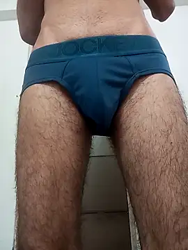 Snapshot of vamphunt130 chatting on November 6, 2:37 am vamphunt130 online show from November 6, 2:37 am