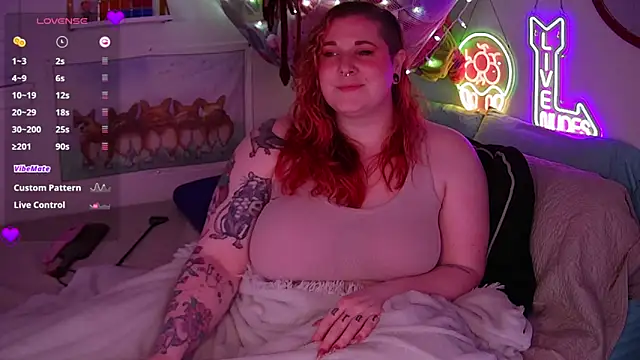 opalreigning online show from February 25, 10:04 am