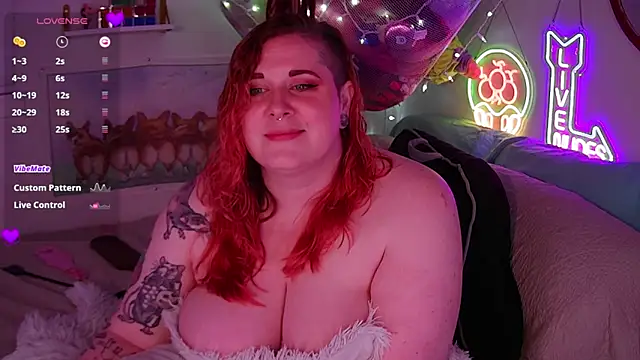 opalreigning online show from October 27, 8:15 am