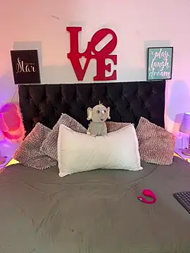 AriannaTorres online show from March 6, 5:41 pm