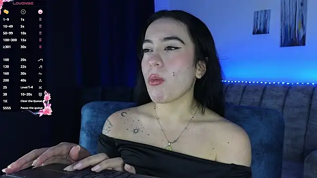 ZaraDames  online show from November 29, 3:28 am