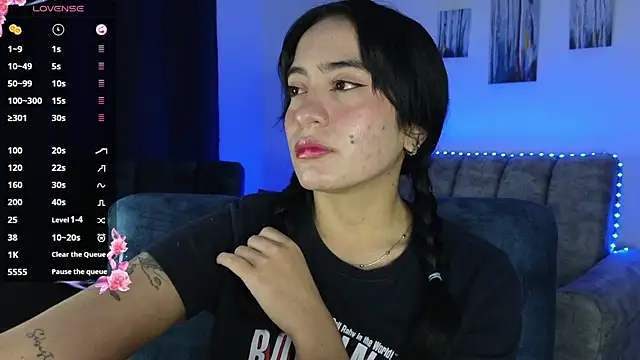 ZaraDames  online show from October 23, 4:00 am