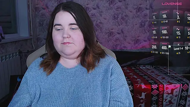 Estelle Hicks online show from November 11, 6:25 pm