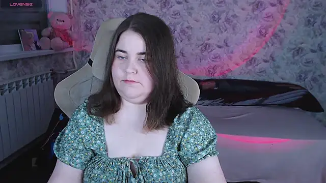 Estelle Hicks online show from May 20, 7:11 pm