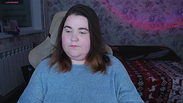 Estelle Hicks online show from November 28, 6:08 pm