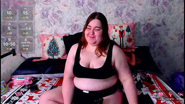Snapshot of Estelle_Hicks chatting on February 13, 6:15 pm Estelle Hicks online show from February 13, 6:15 pm
