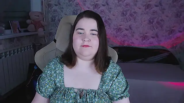 Estelle Hicks online show from April 23, 6:53 pm