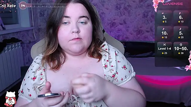 Snapshot of Estelle_Hicks chatting on September 23, 6:04 pm Estelle Hicks online show from September 23, 6:04 pm