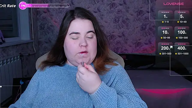 Estelle Hicks online show from October 21, 6:18 pm