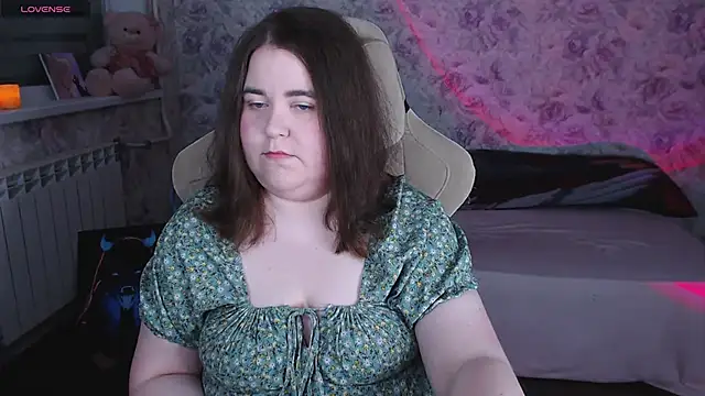 Estelle Hicks online show from May 29, 6:58 pm