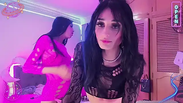 LittleEmmaa online show from December 4, 6:16 am