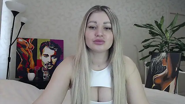 ShyEvaa online show from February 22, 5:32 am