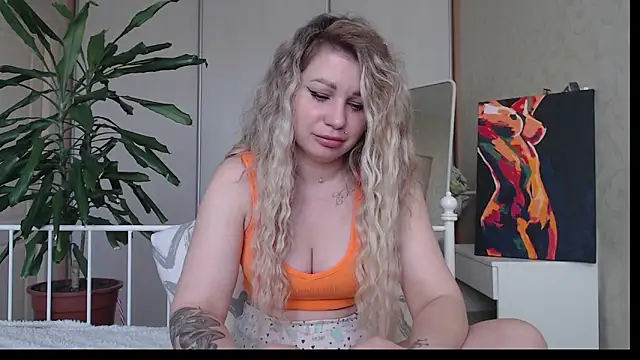 Snapshot of ShyEvaa chatting on May 8, 3:43 am ShyEvaa online show from May 8, 3:43 am
