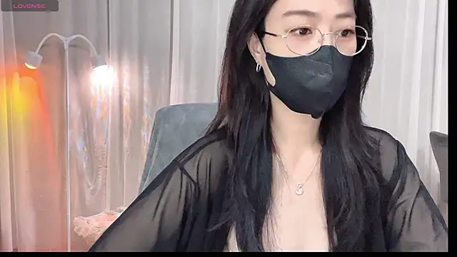  minji bae online show from March 4, 4:59 pm