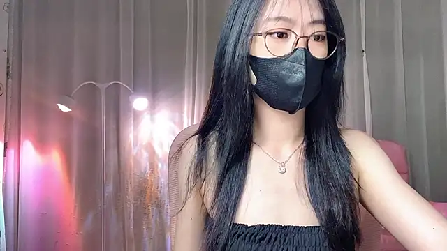  minji bae online show from April 19, 5:25 pm