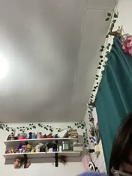 indiegirl666 online show from January 17, 4:38 am