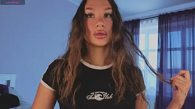 soffi lav online show from February 5, 11:17 am