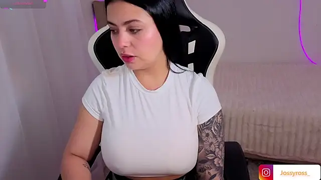 Victoryyy  online show from January 5, 7:06 pm