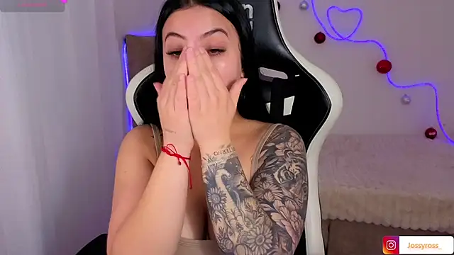 Victoryyy  online show from December 1, 8:53 pm