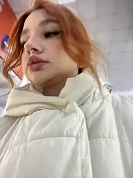 Snapshot of KarinHorny chatting on December 13, 5:16 am KarinHorny online show from December 13, 5:16 am