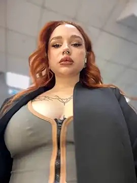 Snapshot of KarinHorny chatting on December 4, 7:11 am KarinHorny online show from December 4, 7:11 am