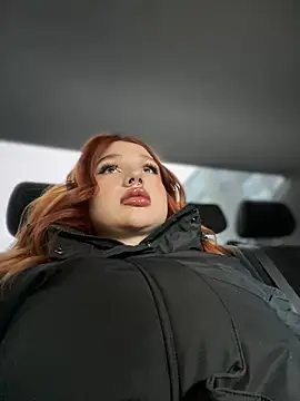 Snapshot of KarinHorny chatting on December 6, 5:36 am KarinHorny online show from December 6, 5:36 am