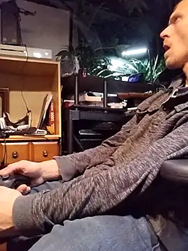 mrwinsalot88 online show from October 28, 8:46 am