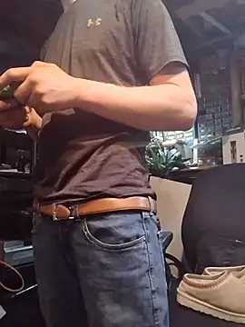 mrwinsalot88 online show from November 15, 8:07 am